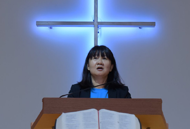 9周年彦玉传道讲台