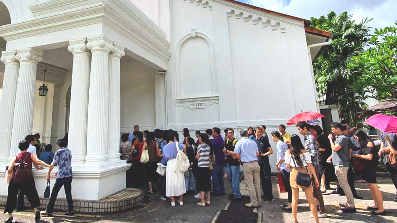 乌节路聚会会友取选票